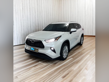 Toyota  Highlander  Limited  2025  Automatic  2,000 Km  4 Cylinder  Four Wheel Drive (4WD)  SUV  White  With Warranty