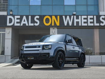 لاند روفر  ديفيندر  110 اس اي  2022  اوتوماتيك  80,000 كم  6 سلندر  دفع رباعي  اس يو في  رمادي  تحت الضمان