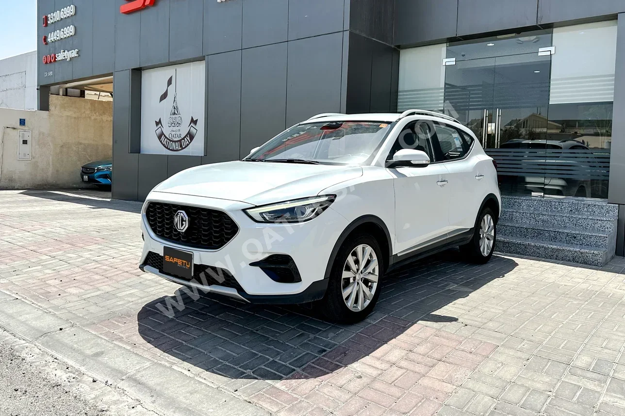 MG  Zs  2024  Automatic  42,000 Km  4 Cylinder  Front Wheel Drive (FWD)  SUV  White  With Warranty