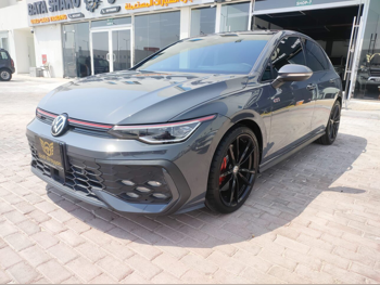 فوكس واغن  غولف  جي تي اي  2025  اوتوماتيك  5,000 كم  4 سلندر  سحب امامي  هاتشباك  رمادي  تحت الضمان