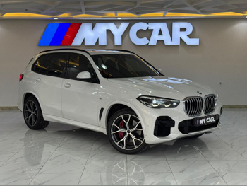 BMW  X-Series  X5  2022  Automatic  61,000 Km  6 Cylinder  Four Wheel Drive (4WD)  SUV  White  With Warranty