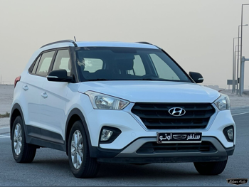 هيونداي  كريتا  2020  اوتوماتيك  52,000 كم  4 سلندر  سحب امامي  اس يو في  أبيض