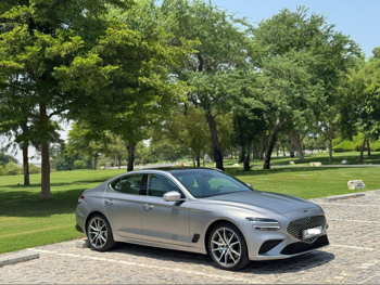 جينيسس  جي 70  سيدان  فضي  2025