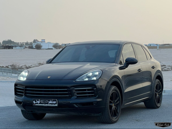 Porsche  Cayenne  2018  Automatic  138,000 Km  6 Cylinder  Four Wheel Drive (4WD)  SUV  Black