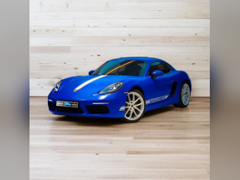 بورش  كايمان  718  2023  اوتوماتيك  900 كم  8 سلندر  دفع خلفي  كوبيه \ سبورت  ازرق  تحت الضمان