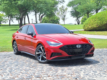 هيونداي  سوناتا  ان لاين  2020  اوتوماتيك  76,000 كم  4 سلندر  سحب امامي  سيدان  عنابي