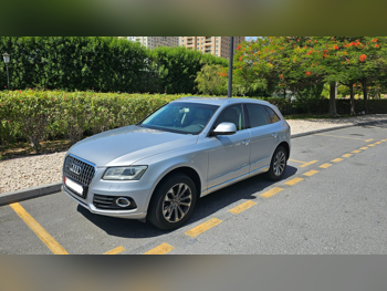 اودي  كيو 5  40 TFSI Quattro  2016  اوتوماتيك  78,000 كم  4 سلندر  دفع كلي مستمر  اس يو في  فضي