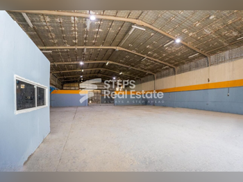 مخازن و مستودعات - الريان  - المنطقة الصناعية  -المساحة: 900 متر مربع