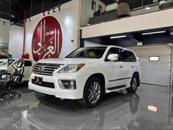 لكزس  ال اكس  570  2013  اوتوماتيك  291,000 كم  8 سلندر  دفع رباعي  اس يو في  أبيض لؤلؤي