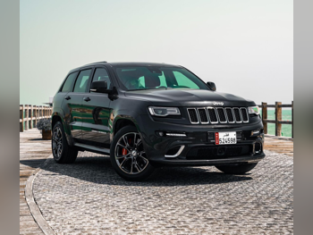 Jeep  Grand Cherokee  SRT  2015  Automatic  70,000 Km  8 Cylinder  Four Wheel Drive (4WD)  SUV  Black