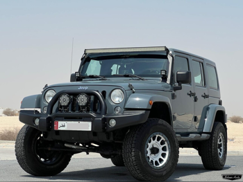 جييب  رانجلار  صحارى  2014  اوتوماتيك  173,000 كم  6 سلندر  دفع رباعي  اس يو في  رمادي