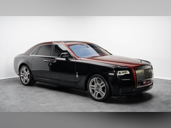 رولز - رويس  غوست  2015  اوتوماتيك  26,016 كم  12 سلندر  دفع كلي مستمر  سيدان  عنابي و أسود