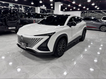 تشانجان  يوني تي  2023  اوتوماتيك  39,000 كم  4 سلندر  دفع رباعي  اس يو في  أبيض  تحت الضمان