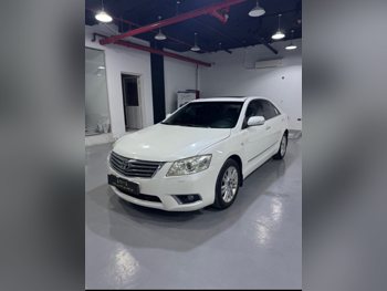 Toyota  Aurion  2011  Automatic  200,000 Km  6 Cylinder  Front Wheel Drive (FWD)  Sedan  White