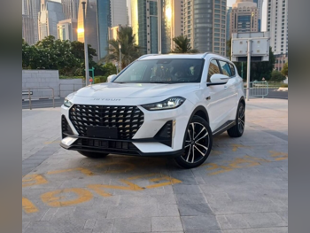 جيتور  اكس 70  بلس لاكجري  2026  اوتوماتيك  0 كم  4 سلندر  دفع رباعي  اس يو في  أبيض  تحت الضمان