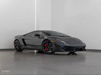 Lamborghini  Gallardo  LP-560  2012  Automatic  40,000 Km  10 Cylinder  All Wheel Drive (AWD)  Coupe / Sport  Gray