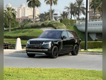 لاند روفر  رنج روفر  فوج اتش اس اي  2023  اوتوماتيك  55,000 كم  8 سلندر  دفع رباعي  اس يو في  أسود  تحت الضمان