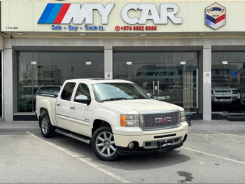 جي ام سي  سييرا  دينالي  2012  اوتوماتيك  144,000 كم  8 سلندر  دفع رباعي  بيكب  أبيض لؤلؤي