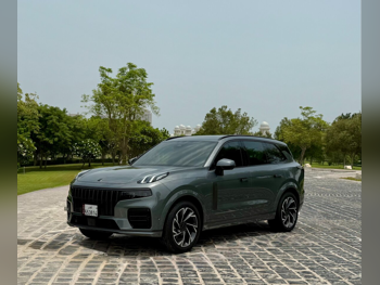 Lynk & Co  09  Halo  2024  Automatic  12,000 Km  4 Cylinder  All Wheel Drive (AWD)  SUV  Gray  With Warranty