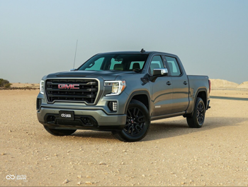 GMC  Sierra  Elevation  2022  Automatic  87,000 Km  8 Cylinder  Four Wheel Drive (4WD)  Pick Up  Gray