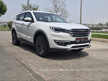 Jetour  X70  2025  Automatic  0 Km  4 Cylinder  Front Wheel Drive (FWD)  SUV  White  With Warranty