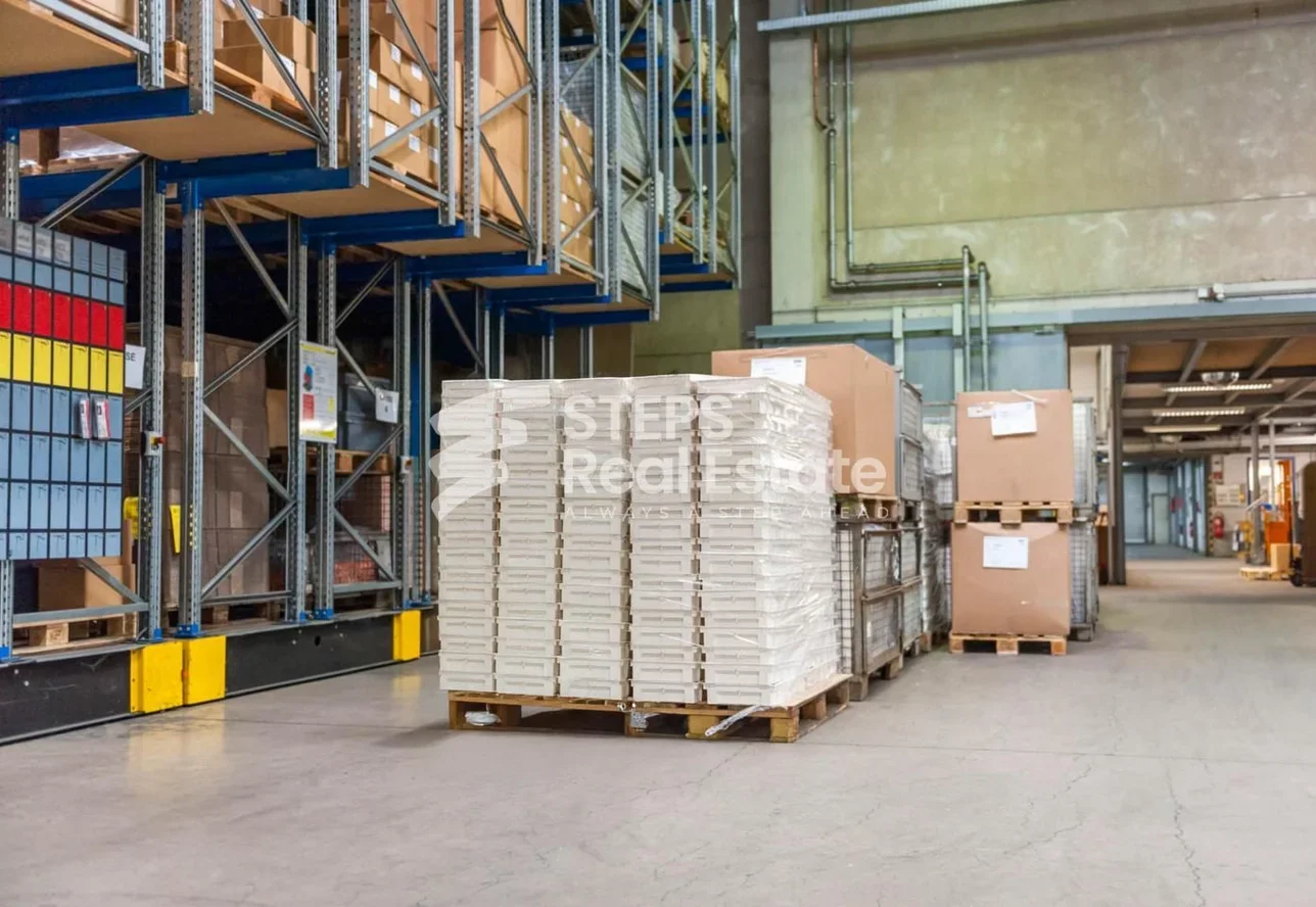Warehouses & Stores - Al Rayyan  - Industrial Area  -Area Size: 200 Square Meter