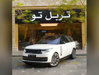 Land Rover  Range Rover  HSE  2023  Automatic  42,000 Km  8 Cylinder  Four Wheel Drive (4WD)  SUV  White  With Warranty