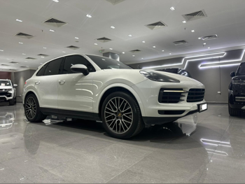 بورش  كيان  اس  2019  اوتوماتيك  60,000 كم  8 سلندر  دفع رباعي  اس يو في  أبيض