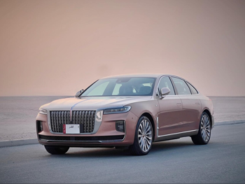 هونغ تشي  اتش 9  2022  اوتوماتيك  0 كم  6 سلندر  دفع خلفي  سيدان  ذهبي  تحت الضمان