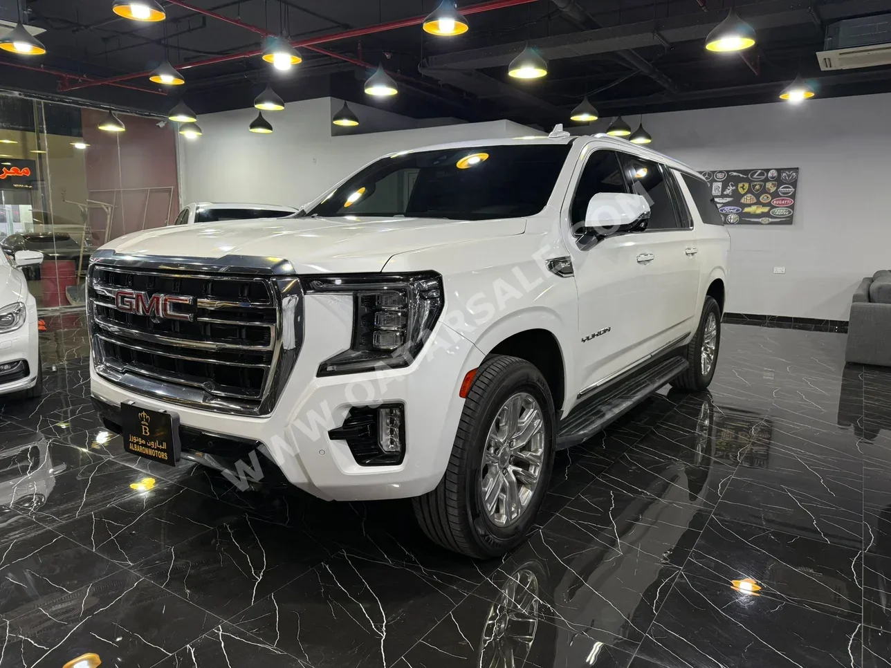 GMC  Yukon  SLT  2021  Automatic  251,000 Km  8 Cylinder  Four Wheel Drive (4WD)  SUV  White