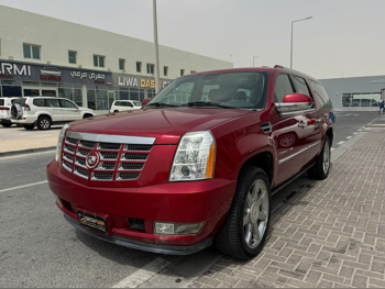 Cadillac  Escalade  2012  Automatic  65,000 Km  8 Cylinder  Four Wheel Drive (4WD)  SUV  Maroon