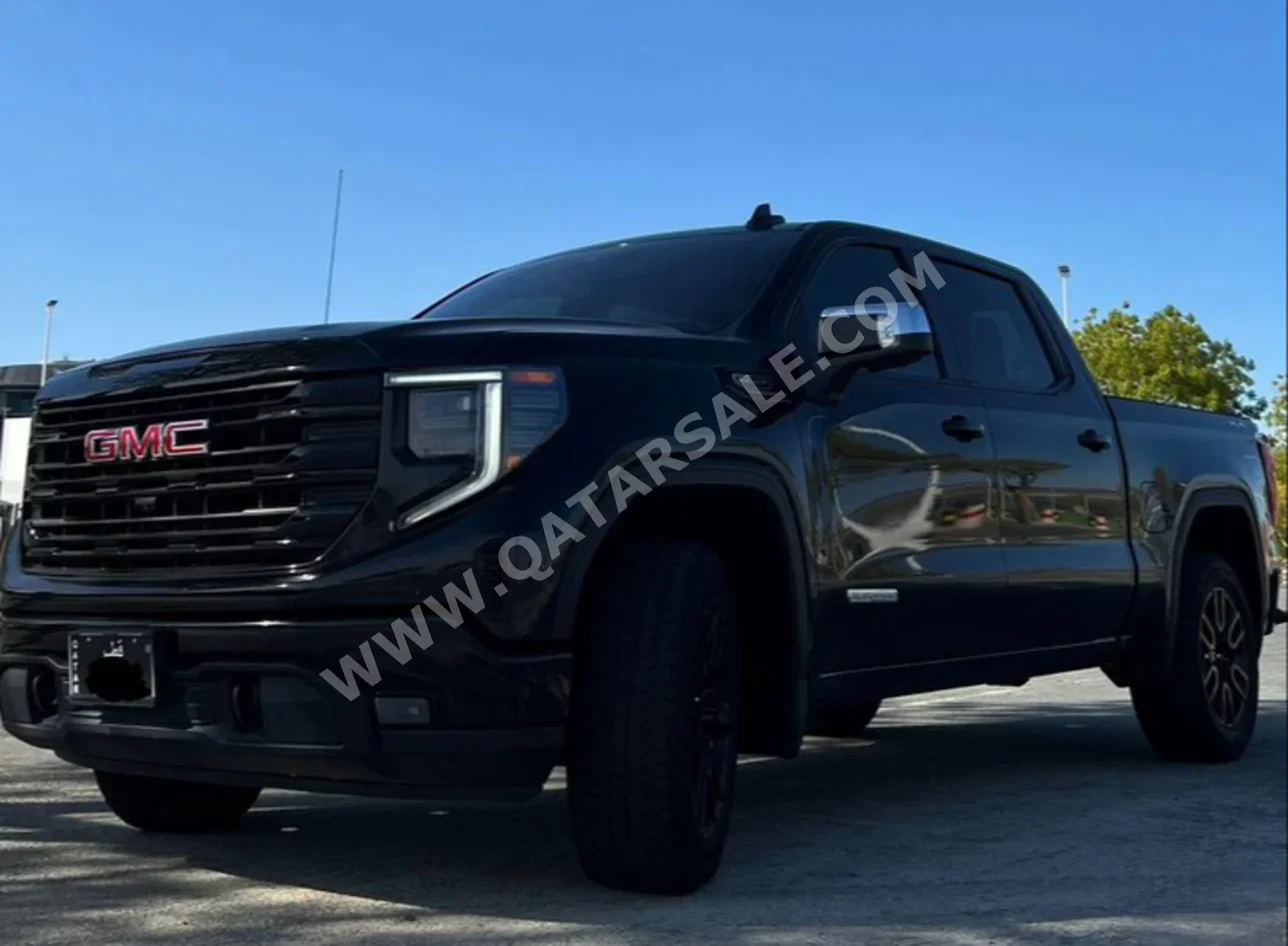 GMC  Sierra  Elevation  2023  Automatic  37,500 Km  8 Cylinder  Four Wheel Drive (4WD)  Pick Up  Black  With Warranty