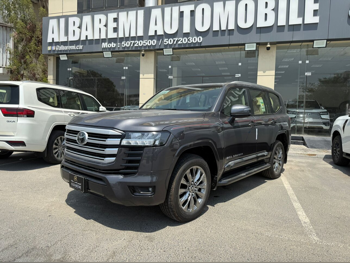 تويوتا  لاند كروزر  جي اكس ار توين توربو  2025  اوتوماتيك  0 كم  6 سلندر  دفع رباعي  اس يو في  رمادي  تحت الضمان