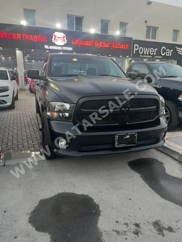 Dodge  Ram  1500  2022  Automatic  85,000 Km  8 Cylinder  Four Wheel Drive (4WD)  Pick Up  Black
