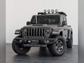 جييب  جلاديتور  ساند رنر  2021  اوتوماتيك  27,300 كم  6 سلندر  دفع كلي مستمر  بيكب  رمادي  تحت الضمان