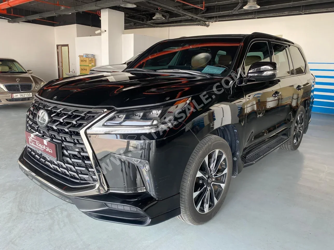 Lexus  LX  570  2021  Automatic  95,000 Km  8 Cylinder  Four Wheel Drive (4WD)  SUV  Black