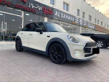 Mini  Cooper  2020  Automatic  73,000 Km  4 Cylinder  Front Wheel Drive (FWD)  Hatchback  Beige