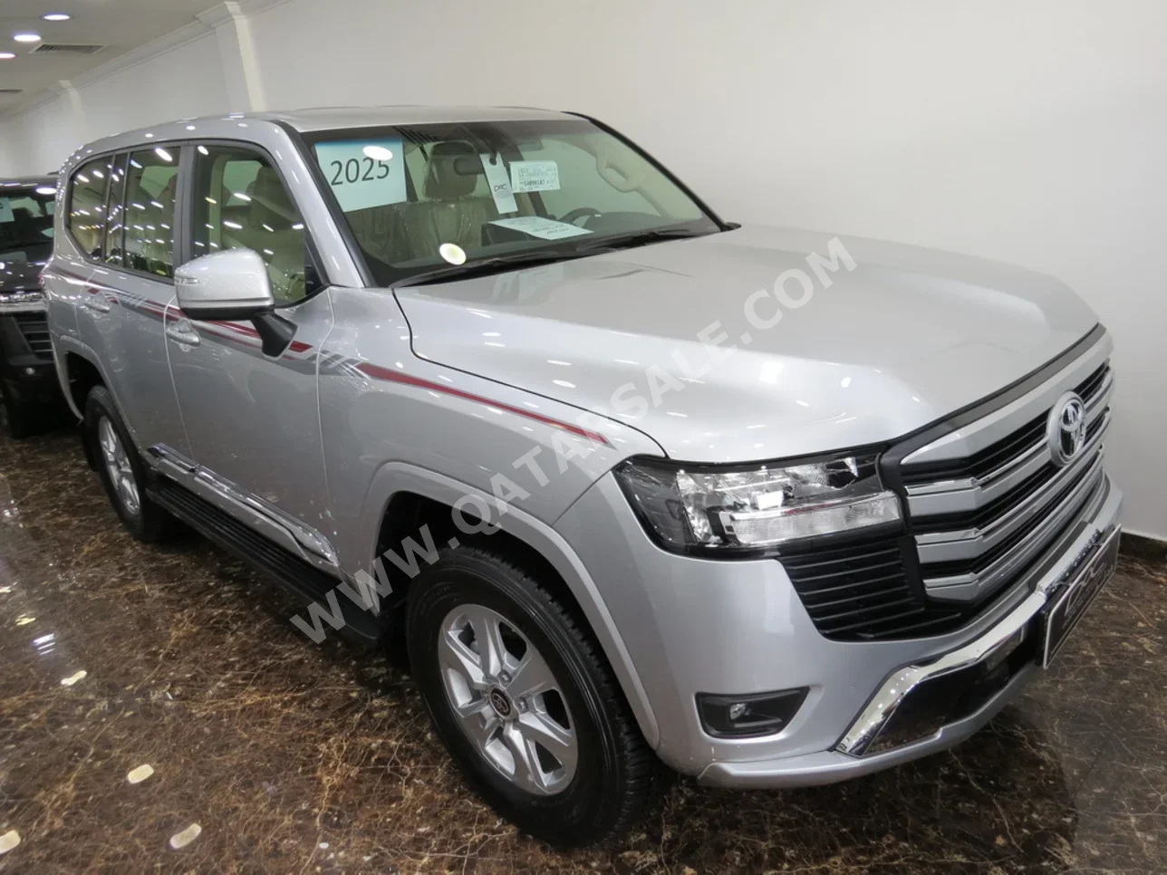Toyota  Land Cruiser  GXR  2025  Automatic  0 Km  6 Cylinder  Four Wheel Drive (4WD)  SUV  Silver  With Warranty