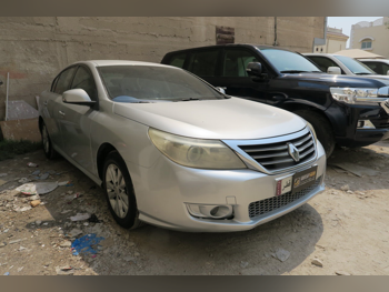 Renault  Safrane  2012  Automatic  230,000 Km  4 Cylinder  Front Wheel Drive (FWD)  Sedan  Silver