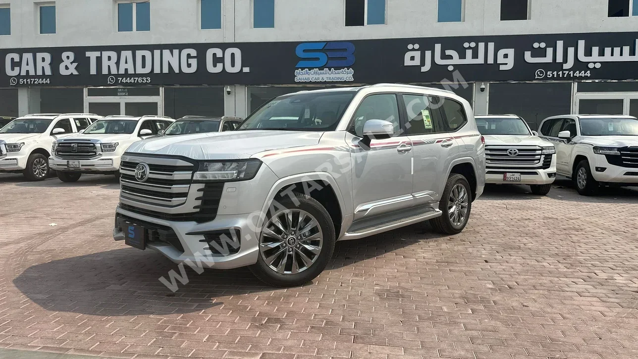 Toyota  Land Cruiser  GXR Twin Turbo  2025  Automatic  0 Km  6 Cylinder  Four Wheel Drive (4WD)  SUV  Silver  With Warranty