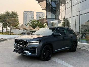 Geely  Monjaro  2025  Automatic  37,000 Km  4 Cylinder  Four Wheel Drive (4WD)  SUV  Gray  With Warranty