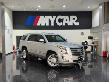 Cadillac  Escalade  Platinum  2017  Automatic  136,000 Km  8 Cylinder  Four Wheel Drive (4WD)  SUV  Silver