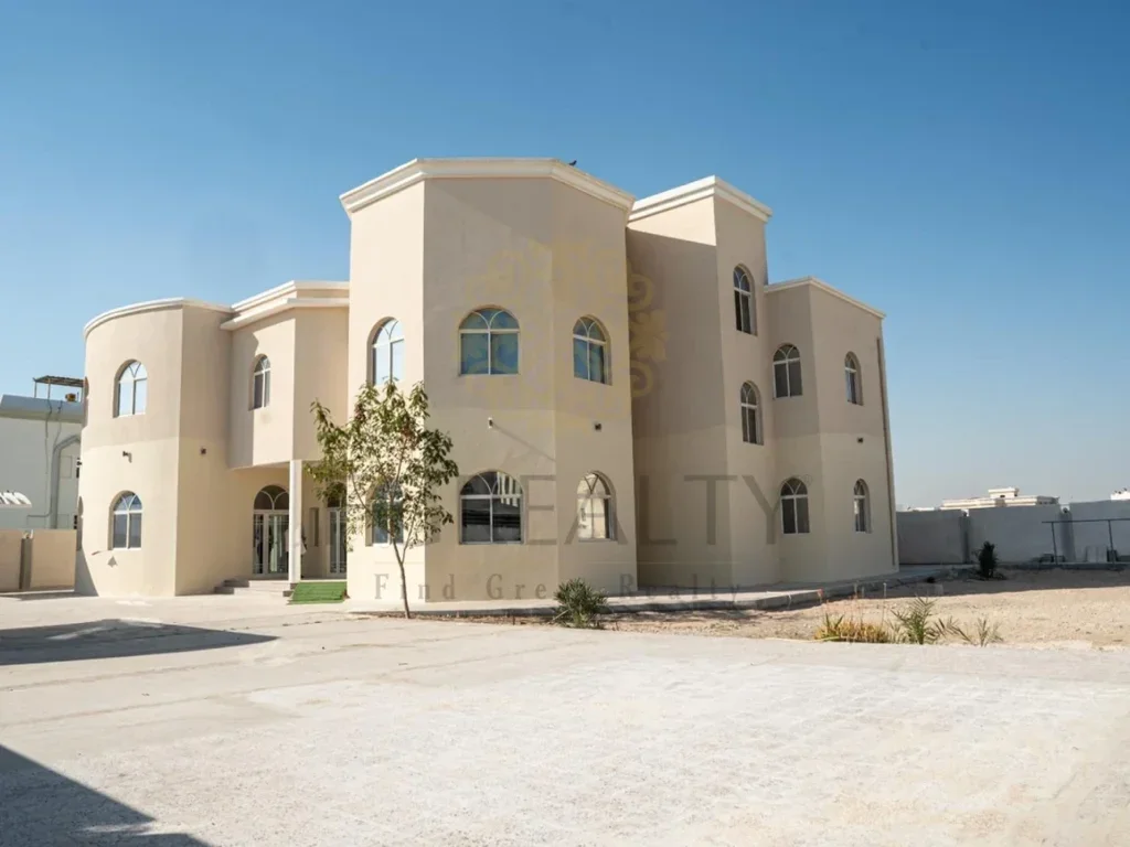 Family Residential  - Semi Furnished  - Doha  - Legtaifiya  - 8 Bedrooms