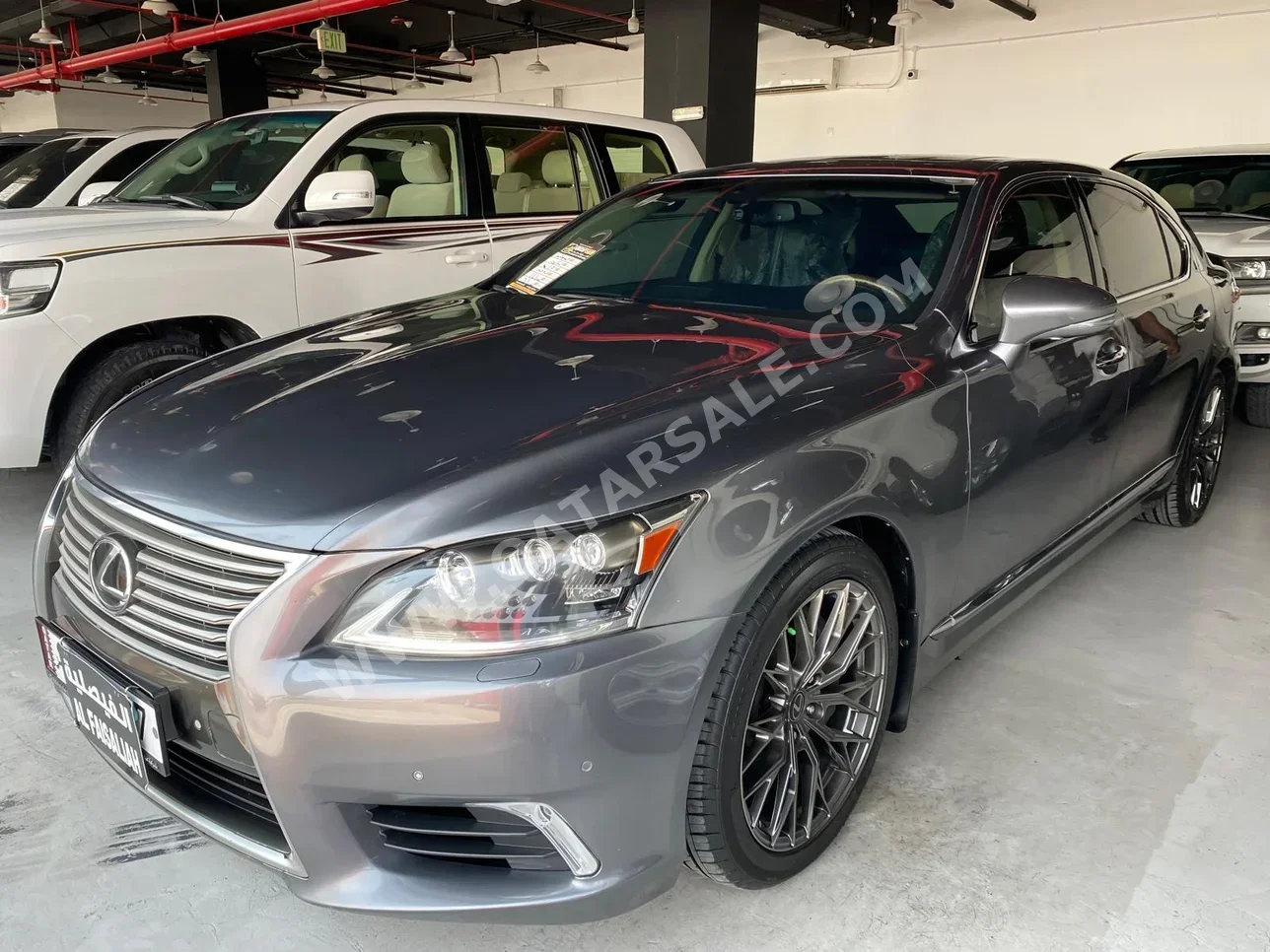 لكزس  ال اس  460 L  2015  اوتوماتيك  141,000 كم  8 سلندر  دفع خلفي  سيدان  رمادي