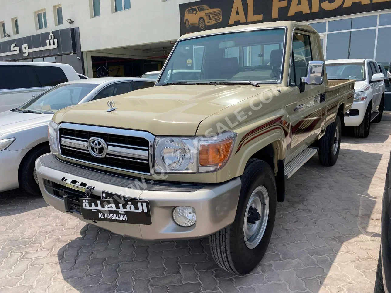 تويوتا  لاند كروزر  ال اكس  2008  عادي  355,000 كم  6 سلندر  دفع رباعي  بيكب  بيج