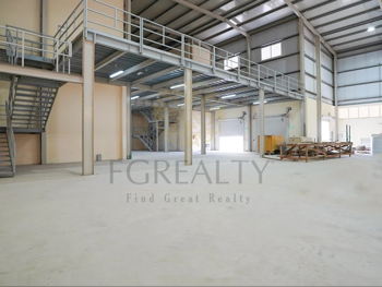 مخازن و مستودعات - الوكرة  - بركة العوامر  -المساحة: 2000 متر مربع