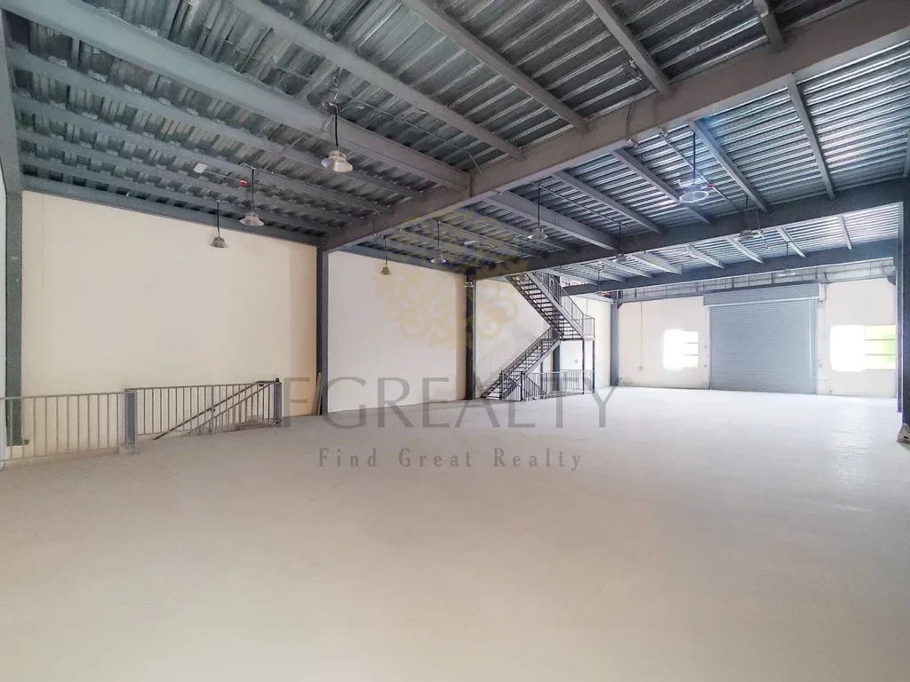 مخازن و مستودعات - الريان  - المنطقة الصناعية  -المساحة: 600 متر مربع