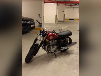 Royal Enfield  Interceptor -  2022 - Color Red & Black -  Warranty