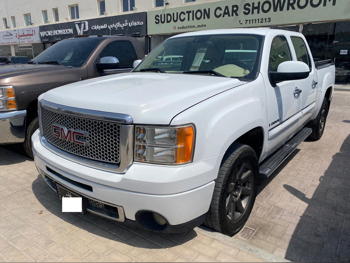 جي ام سي  سييرا  دينالي  2008  اوتوماتيك  211,000 كم  8 سلندر  دفع رباعي  بيكب  أبيض