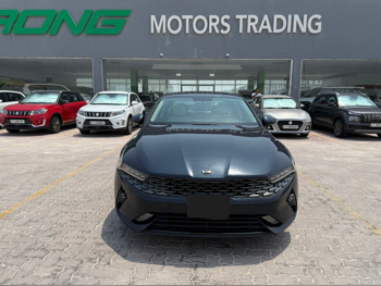 Kia  K5  2021  Automatic  70,000 Km  4 Cylinder  Front Wheel Drive (FWD)  Sedan  Black